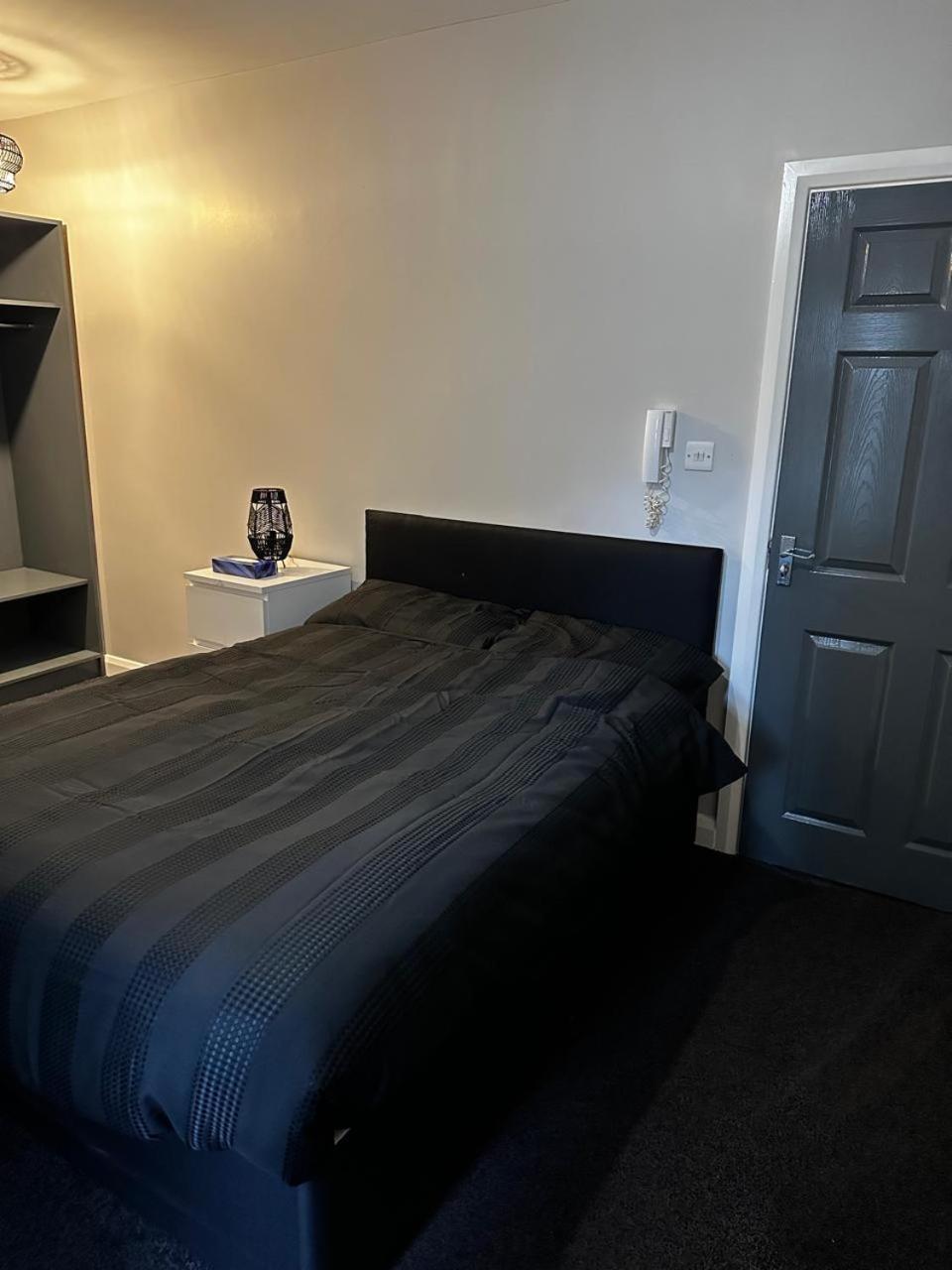 Woolpack Aparthotel Huddersfield Buitenkant foto