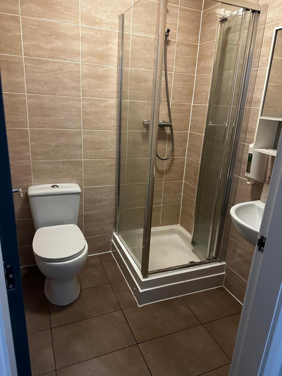Woolpack Aparthotel Huddersfield Buitenkant foto